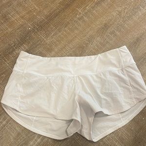 White lululemon shorts